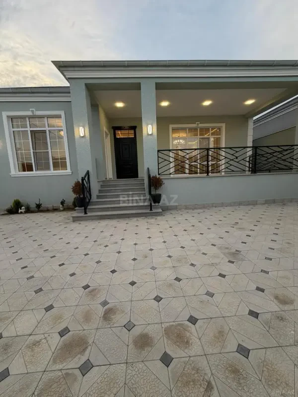 Satılır 4 otaqlı həyət evi 175 m²