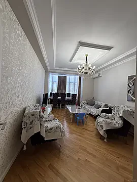 Satılır 2 otaqlı mənzil 80 m² — Bakı, İnşaatçılar 2 otaq 80.00 m²