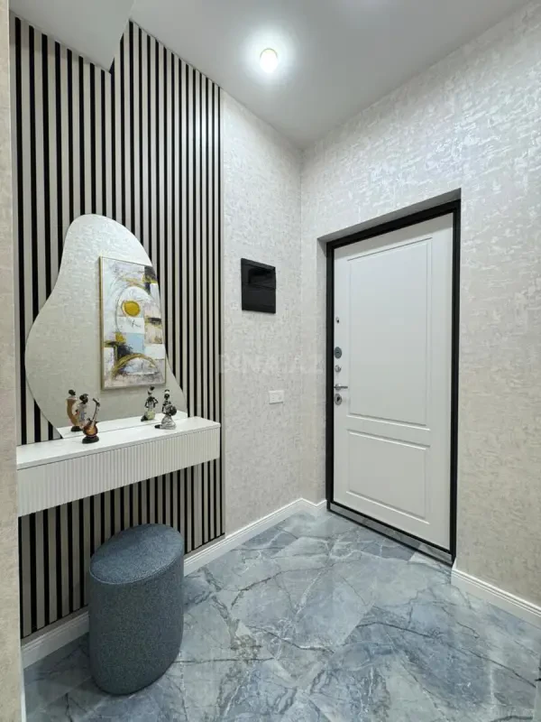 Satılır 2 otaqlı mənzil 62 m²