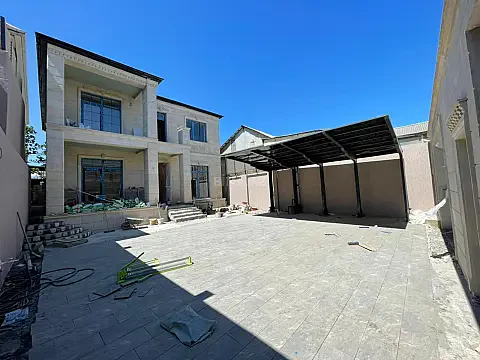 Satılır 5 otaqlı həyət evi 260 m² — Bakı 5 otaq 260.00 m²