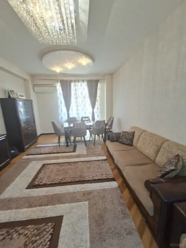 Satılır 3 otaqlı mənzil 128 m²