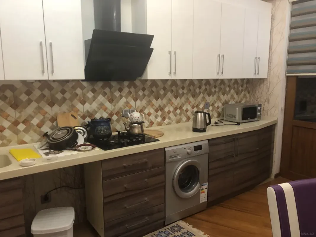 Kirayə verilir 2 otaqlı mənzil 100 m²