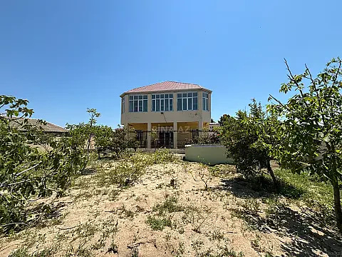 Satılır 9 otaqlı həyət evi 306 m² — Bakı, Novxanı 9 otaq 306.00 m²