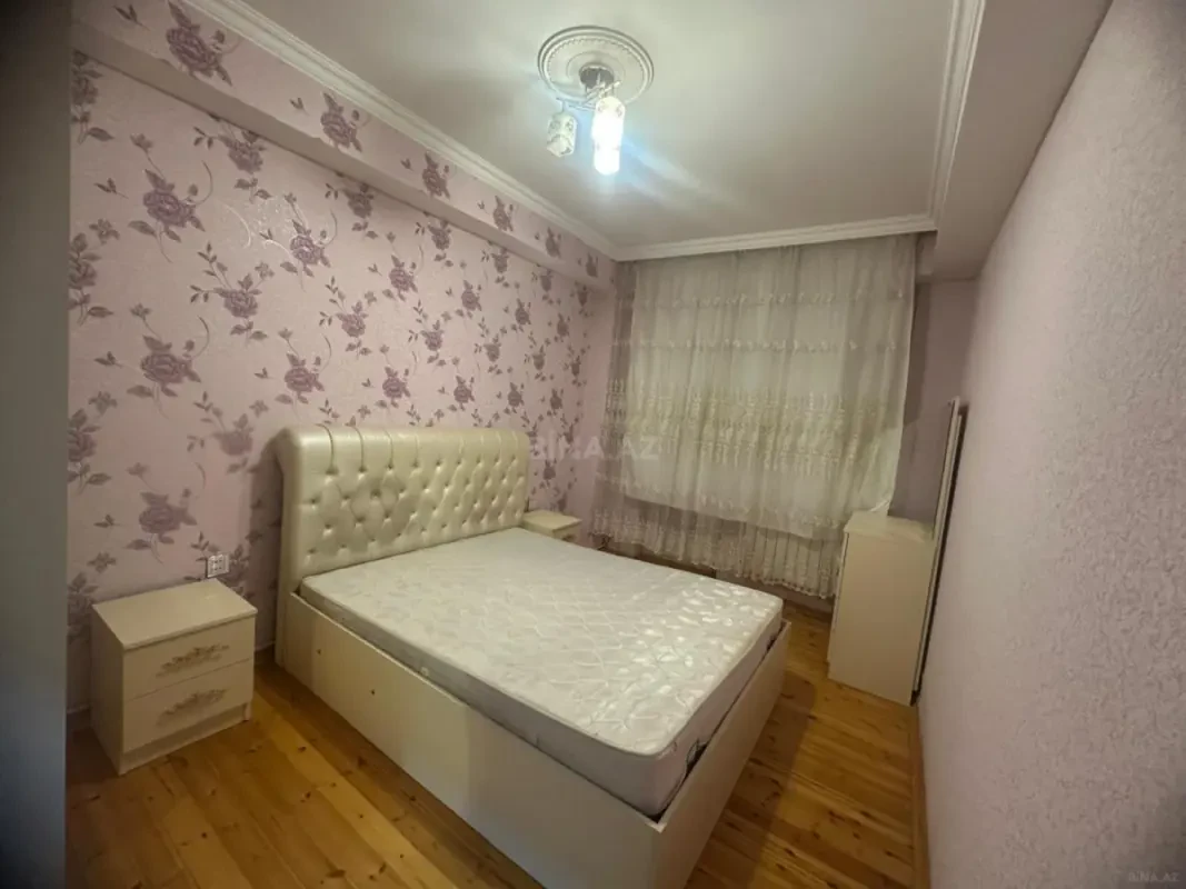 Kirayə verilir 2 otaqlı mənzil 65 m²