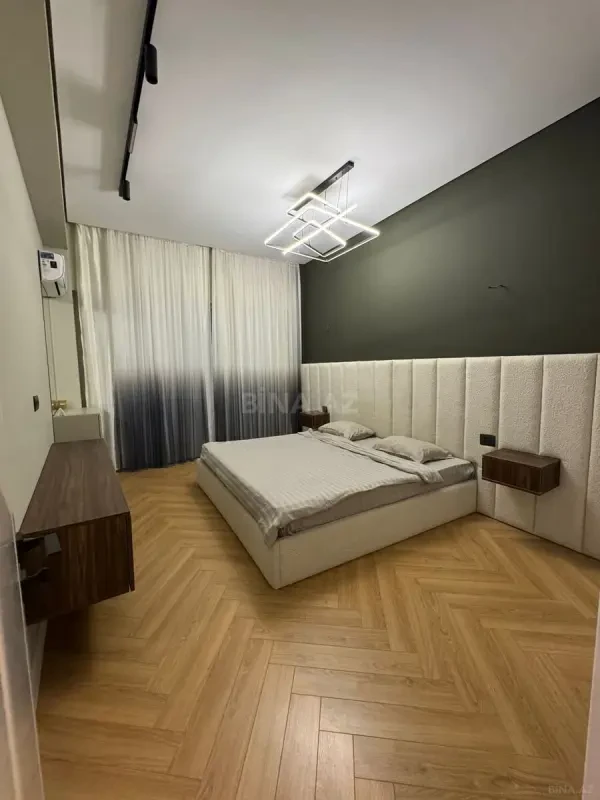 Kirayə verilir 3 otaqlı mənzil 113 m²