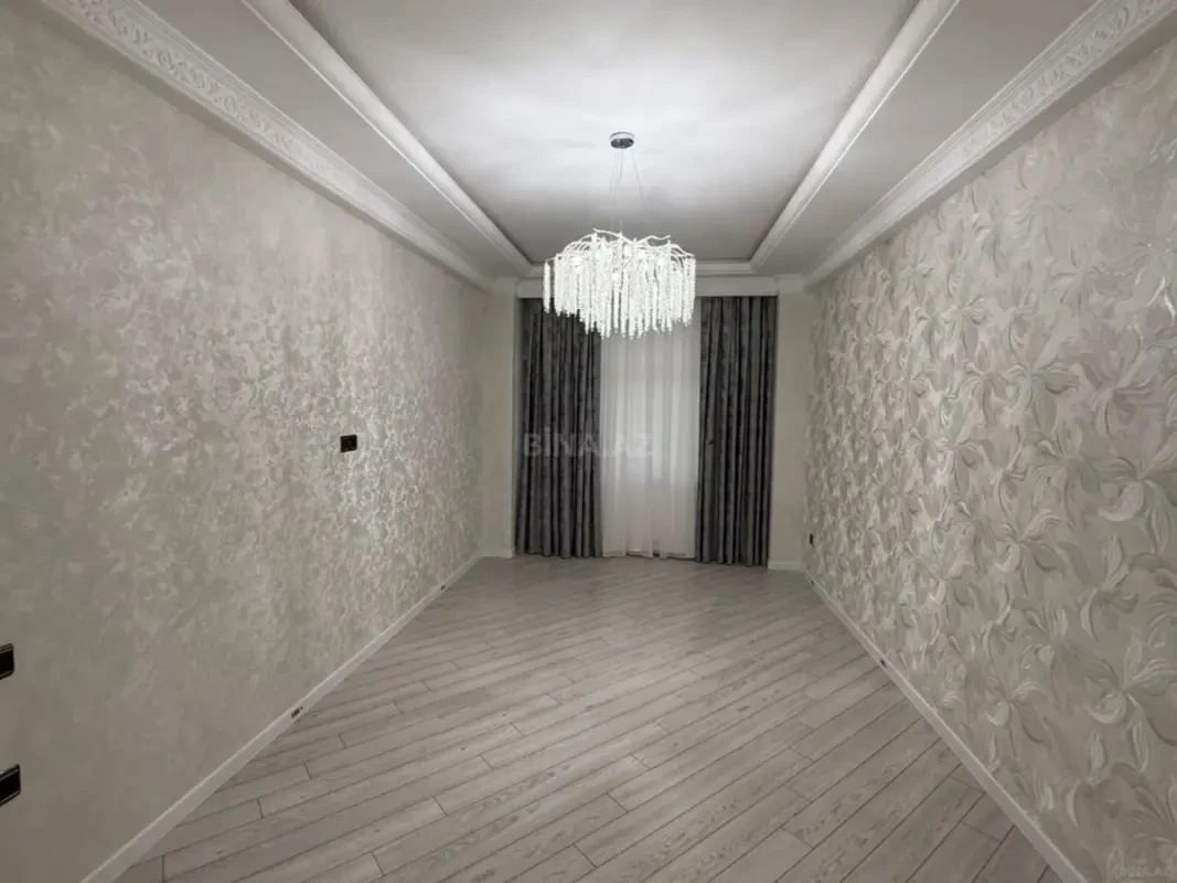 Satılır 3 otaqlı mənzil 94 m²