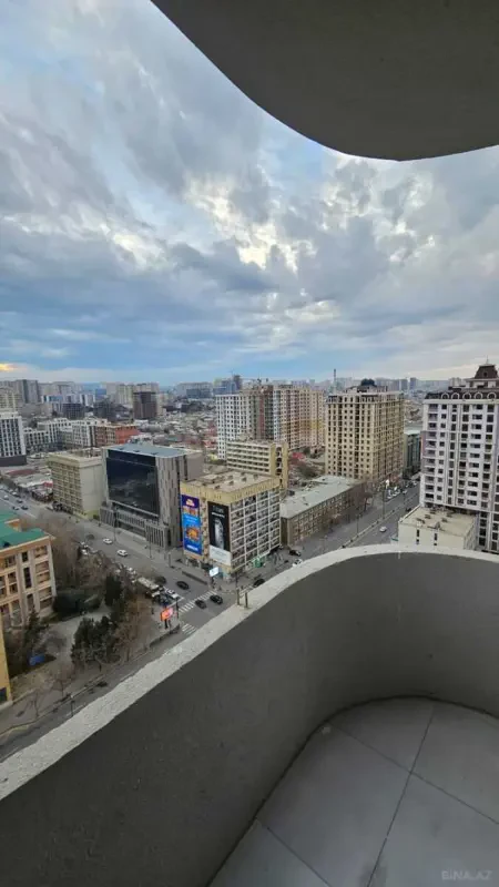 Satılır 2 otaqlı mənzil 70 m²