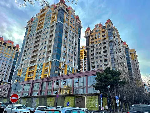 Kirayə verilir 3 otaqlı mənzil 120 m² — Bakı, Nərimanov 3 otaq 120.00 m²