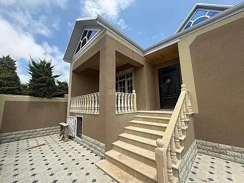 Satılır 4 otaqlı həyət evi 120 m² — Bakı 4 otaq 120.00 m²