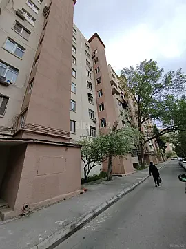 Satılır 3 otaqlı mənzil 60 m² — Bakı, Əhmədli 3 otaq 60.00 m²