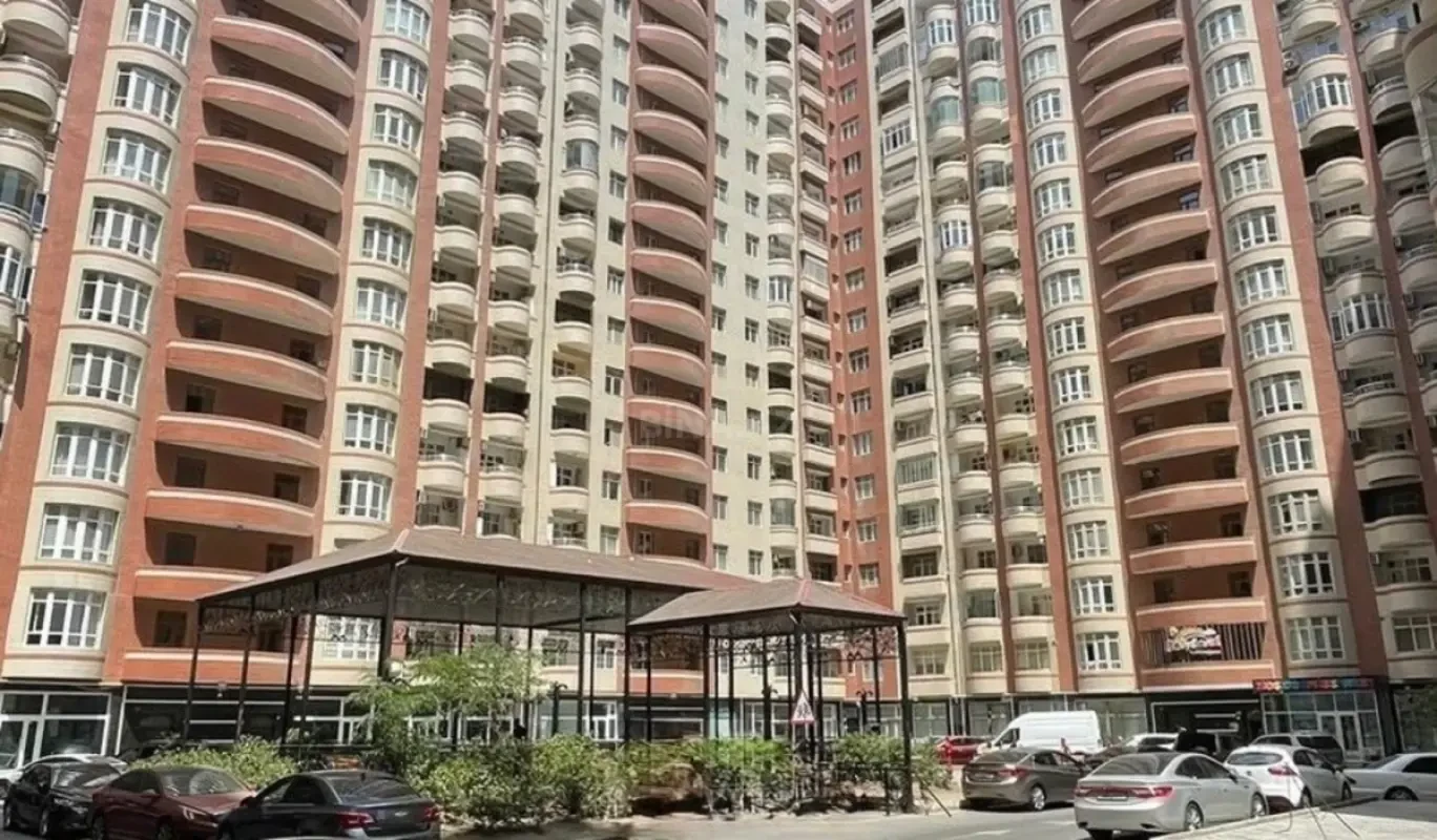 Kirayə verilir 2 otaqlı mənzil 60 m²