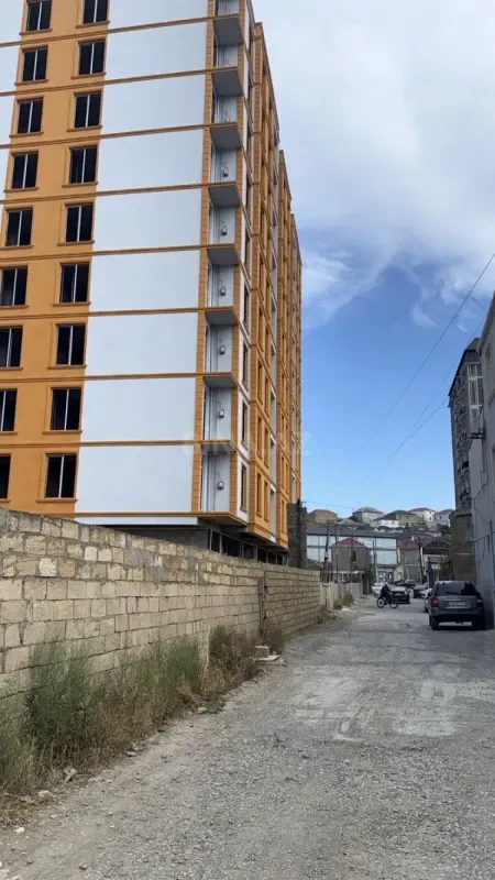 Satılır 2 otaqlı mənzil 86 m²