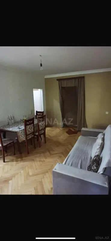 Kirayə verilir 2 otaqlı mənzil 70 m²
