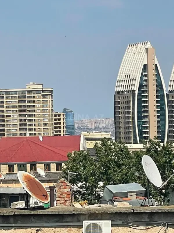 Satılır 3 otaqlı mənzil 75 m²