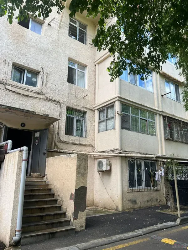 Satılır 3 otaqlı mənzil 75 m²
