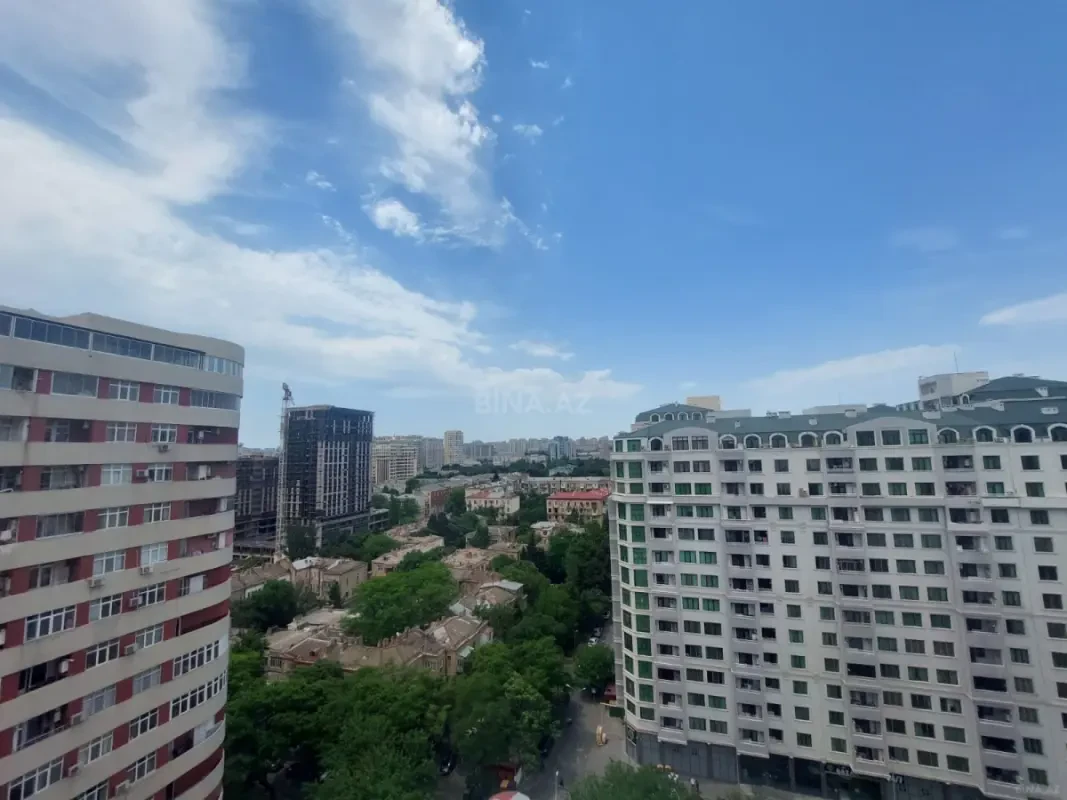Kirayə verilir 3 otaqlı ofis 140 m²