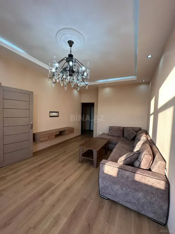 Kirayə verilir 2 otaqlı mənzil 65 m²