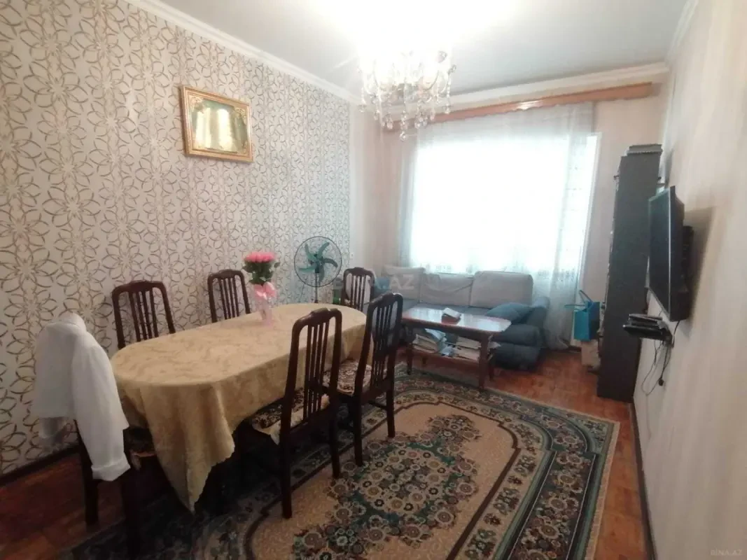 Satılır 4 otaqlı mənzil 115 m²
