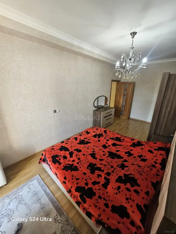 Kirayə verilir 3 otaqlı mənzil 105 m²