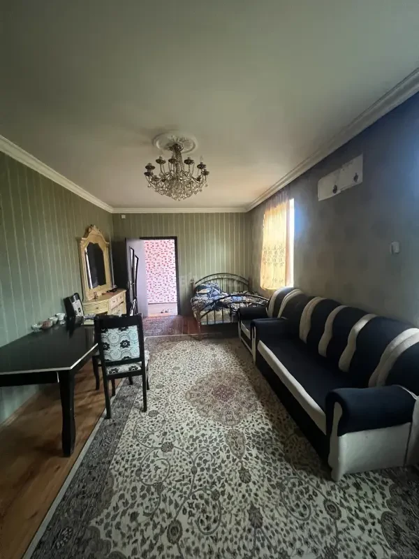Kirayə verilir 4 otaqlı həyət evi 140 m²