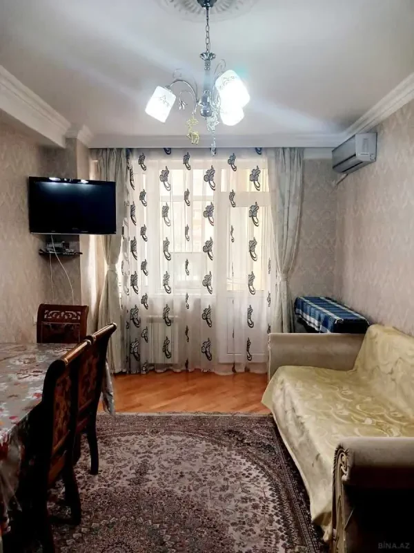 Kirayə verilir 2 otaqlı mənzil 55 m²
