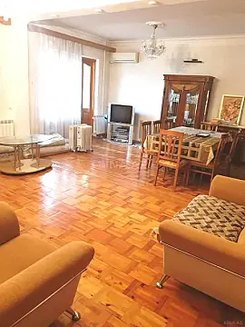 Satılır 4 otaqlı mənzil 100 m² — Bakı 4 otaq 100.00 m²