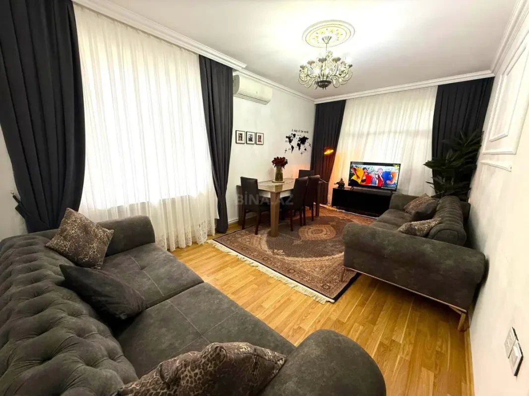 Satılır 2 otaqlı mənzil 65 m²