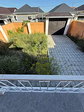 Satılır 3 otaqlı həyət evi 90 m² — Bakı 3 otaq 90.00 m²