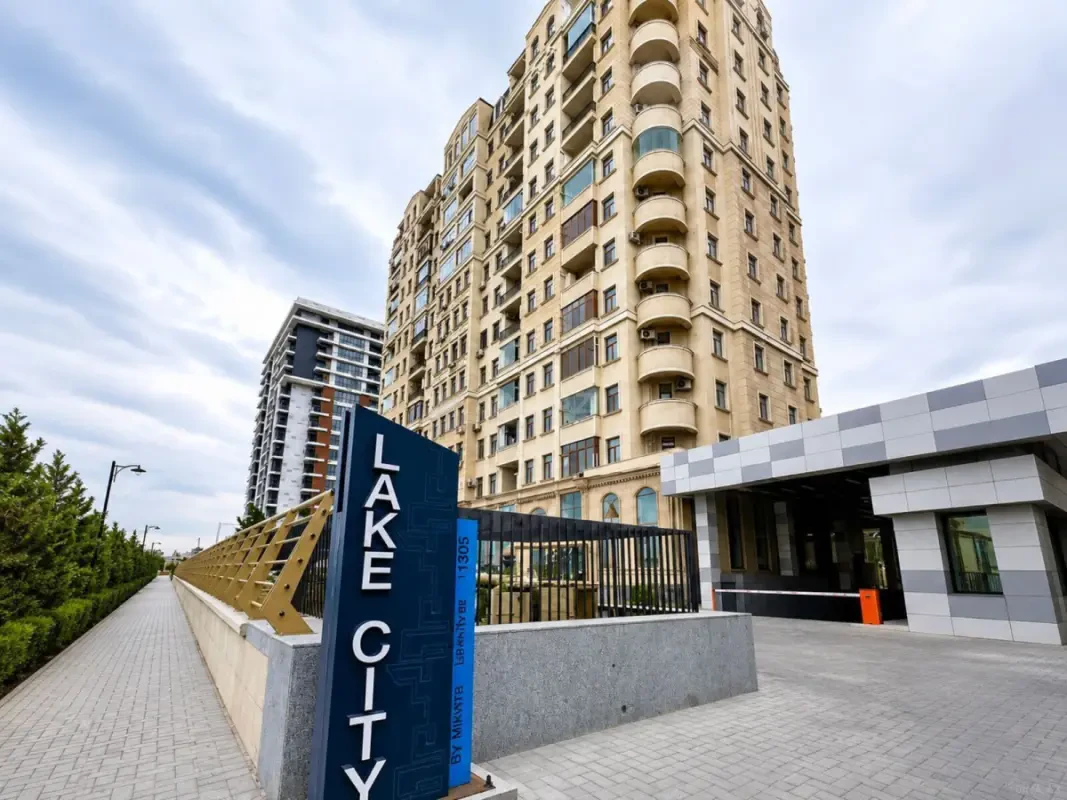 Satılır 2 otaqlı mənzil 90 m²