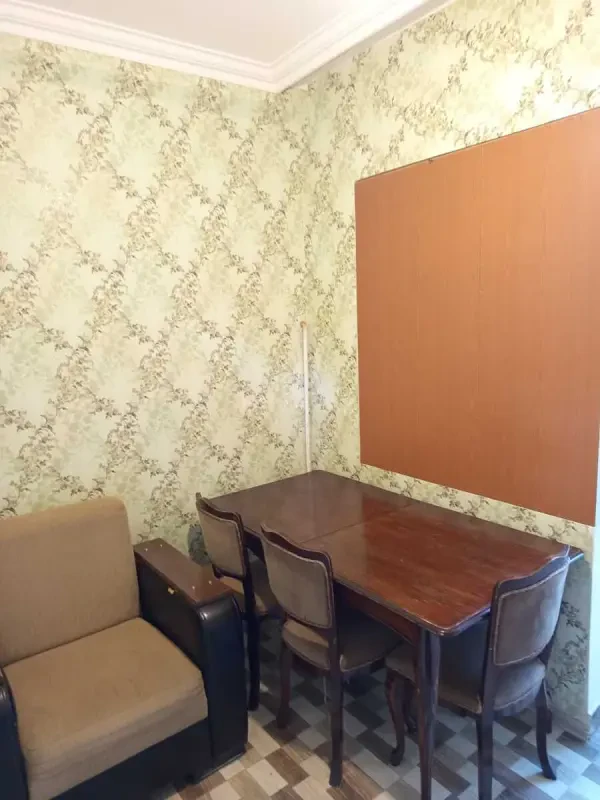 Kirayə verilir 2 otaqlı mənzil 42 m²