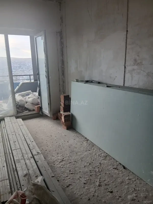 Satılır 2 otaqlı mənzil 72 m²