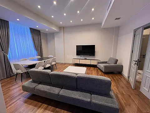 Kirayə verilir 2 otaqlı mənzil 115 m² — Bakı 2 otaq 115.00 m²