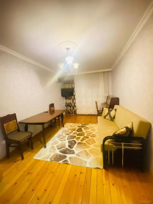 Kirayə verilir 2 otaqlı mənzil 57 m²