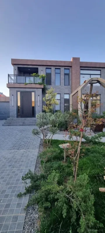 Satılır 7 otaqlı həyət evi 600 m²