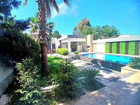 Satılır 5 otaqlı həyət evi 250 m² — Bakı, Buzovna 5 otaq 250.00 m²