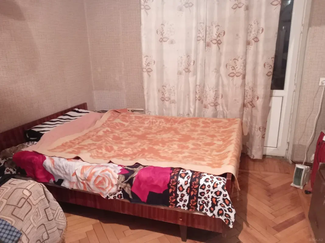 Kirayə verilir 1 otaqlı mənzil 75 m²
