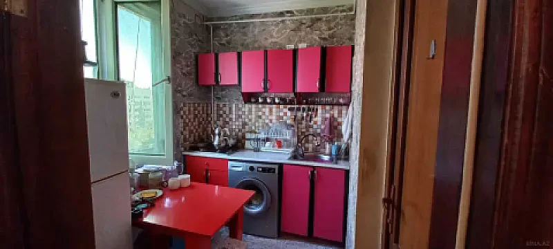 Satılır 2 otaqlı mənzil 45 m² — Bakı, Memar Əcəmi yanı 2 otaq 45.00 m²