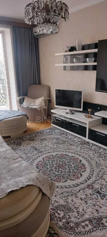 Kirayə verilir 3 otaqlı mənzil 85 m²