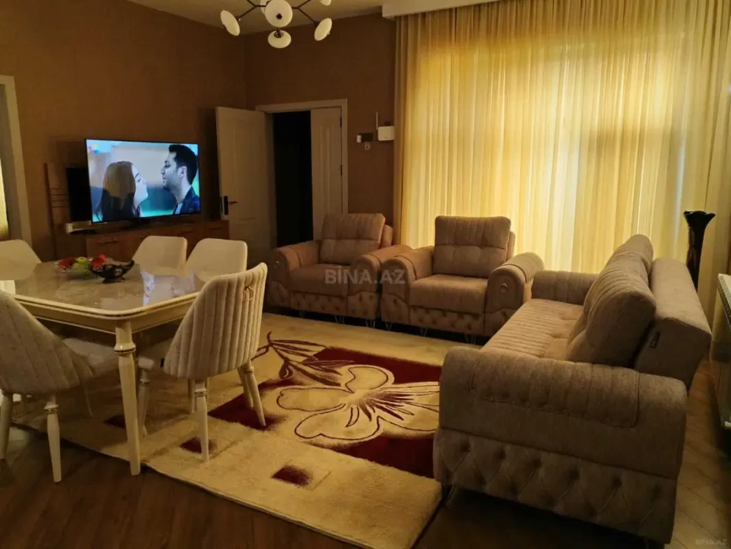 Satılır 5 otaqlı həyət evi 100 m²