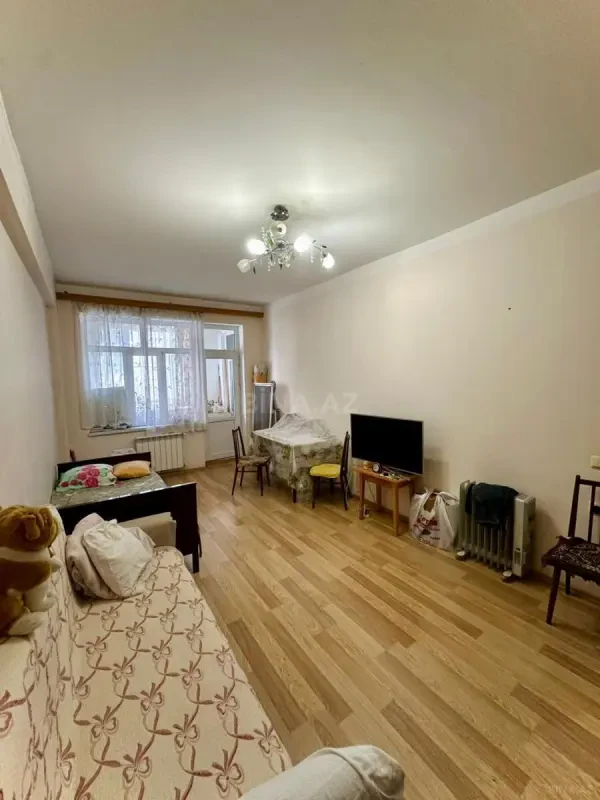 Satılır 2 otaqlı mənzil 45 m²