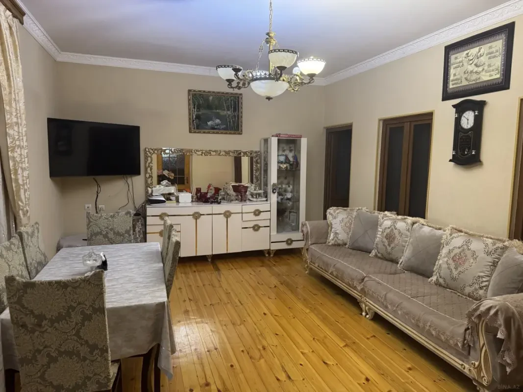 Satılır 5 otaqlı həyət evi 120 m²