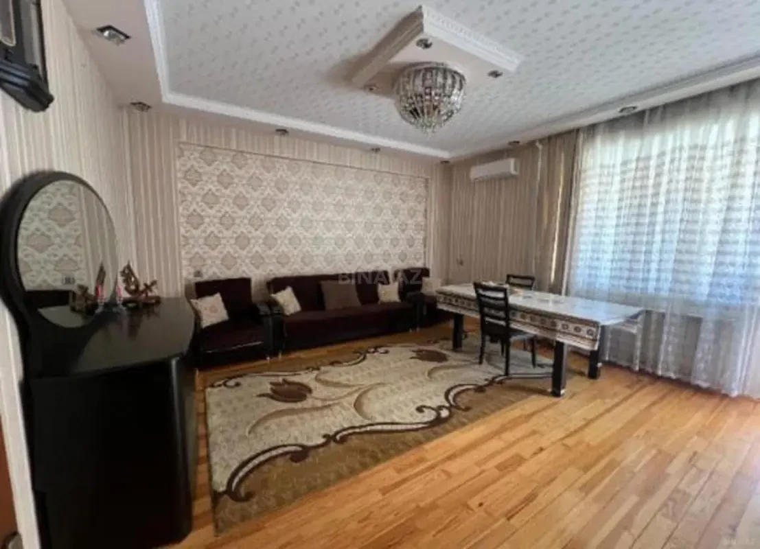 Kirayə verilir 3 otaqlı mənzil 91 m²