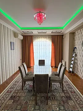 Kirayə verilir 3 otaqlı mənzil 150 m² — Bakı 3 otaq 150.00 m²