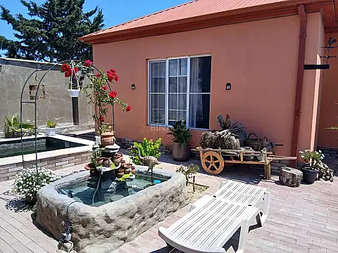 Satılır 3 otaqlı həyət evi 90 m² — Bakı 3 otaq 90.00 m²