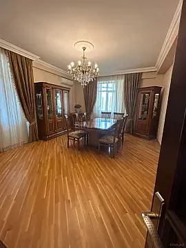 Satılır 3 otaqlı mənzil 118 m² — Bakı 3 otaq 118.00 m²