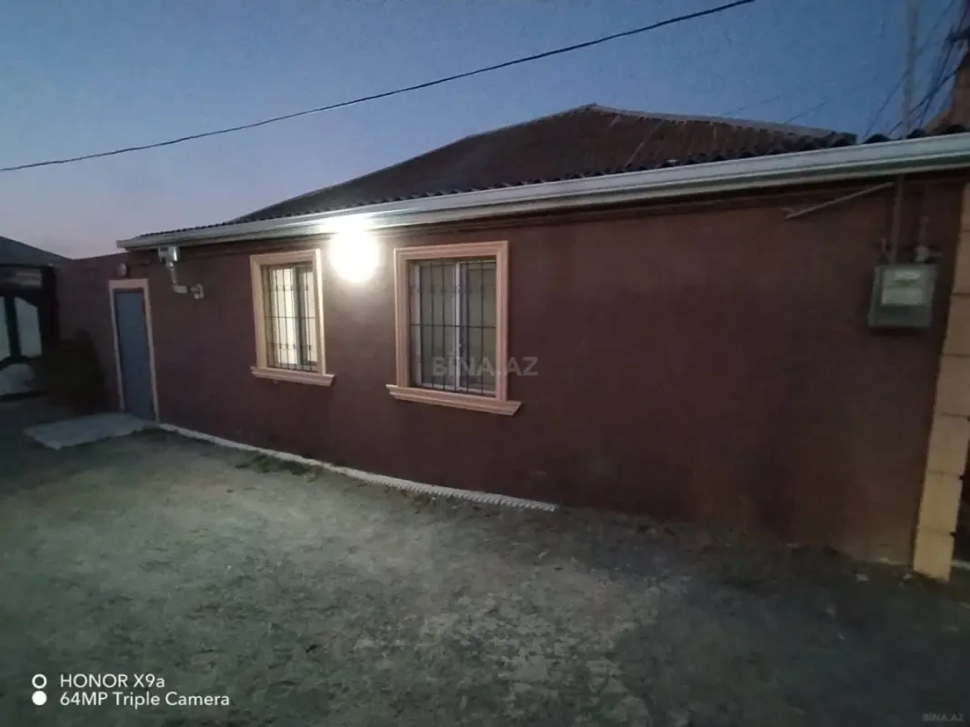 Satılır 2 otaqlı həyət evi 40 m²