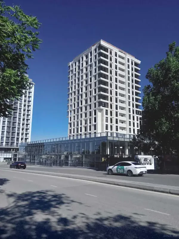 Satılır 3 otaqlı mənzil 154 m²