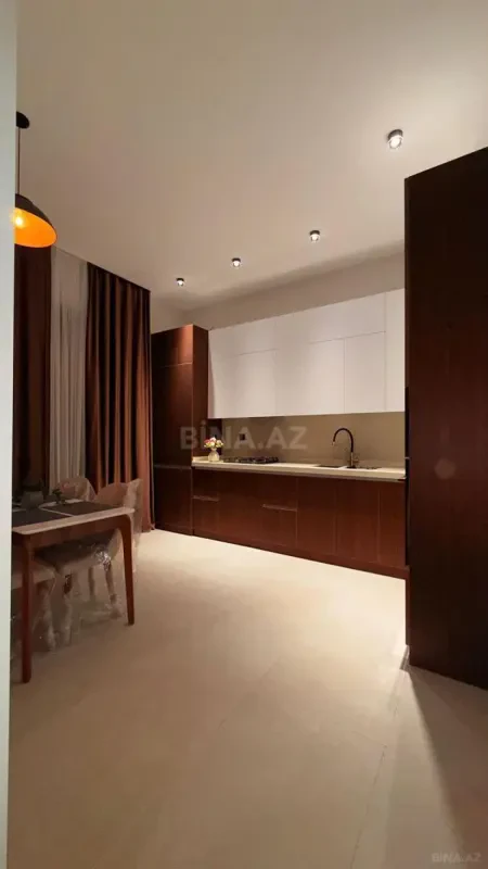 Satılır 5 otaqlı həyət evi 140 m²
