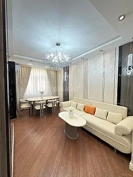 Satılır 3 otaqlı mənzil 80 m² — Bakı 3 otaq 80.00 m²