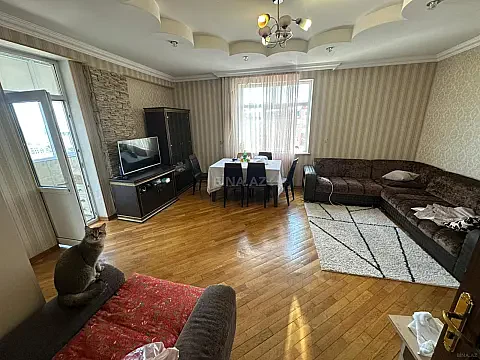 Satılır 2 otaqlı mənzil 60 m² — Bakı, İnşaatçılar 2 otaq 60.00 m²
